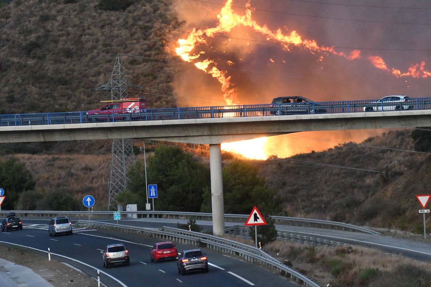 El fuego se originó en la zona conocida como Altos de Marbella. 