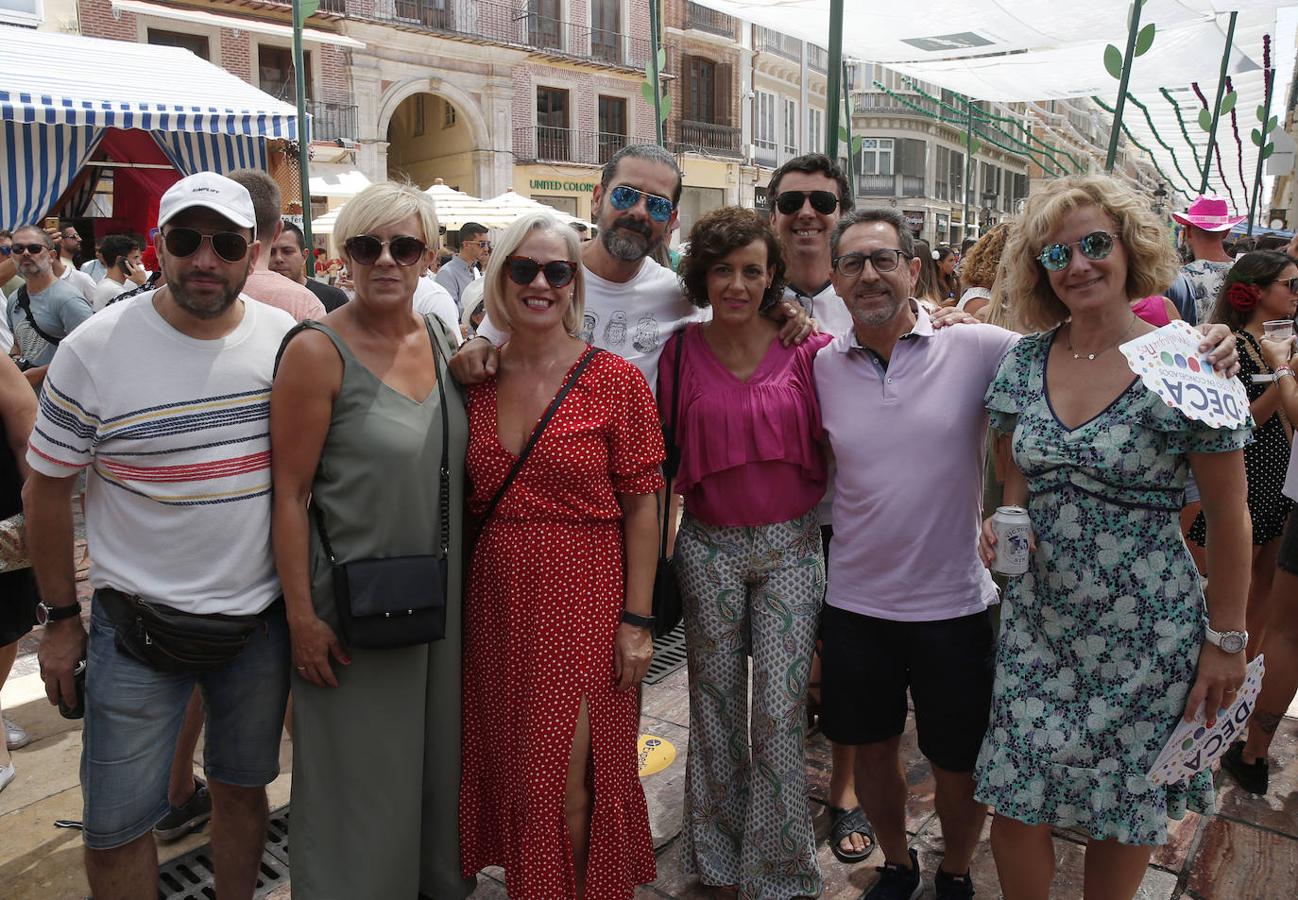 Miles de malagueños visitan el Real y el Centro en la recta final de la fiesta. 