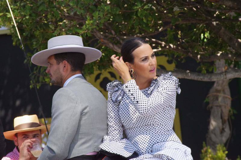 Miles de personas apuran las últimas horas de fiesta tanto en el Centro como en el Real. 