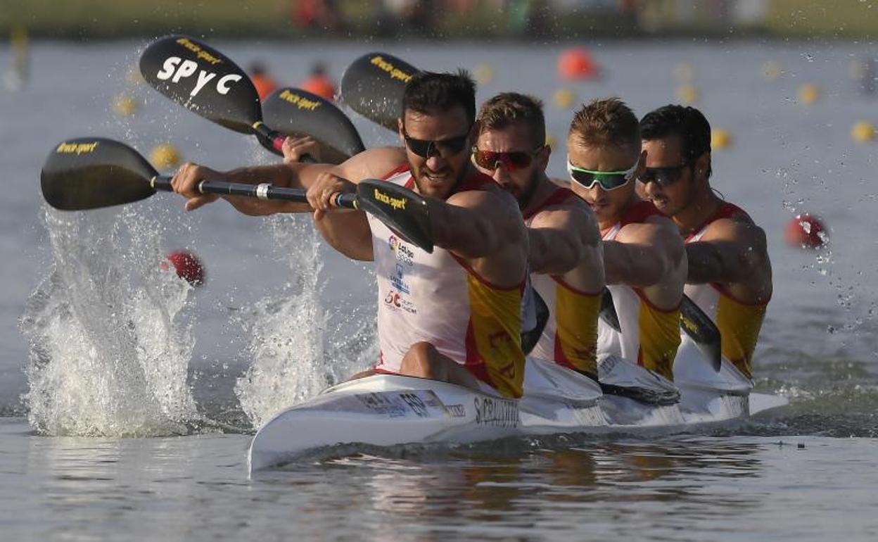 Saul Craviotto, Carlos Arevalo, Marcus Walz y Rodrigo Germade, en los Mundiales de piragüismo de Hungría.