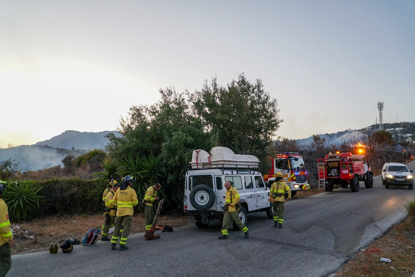 Fotos: El incendio en el paraje Los Monteros de Marbella en imágenes