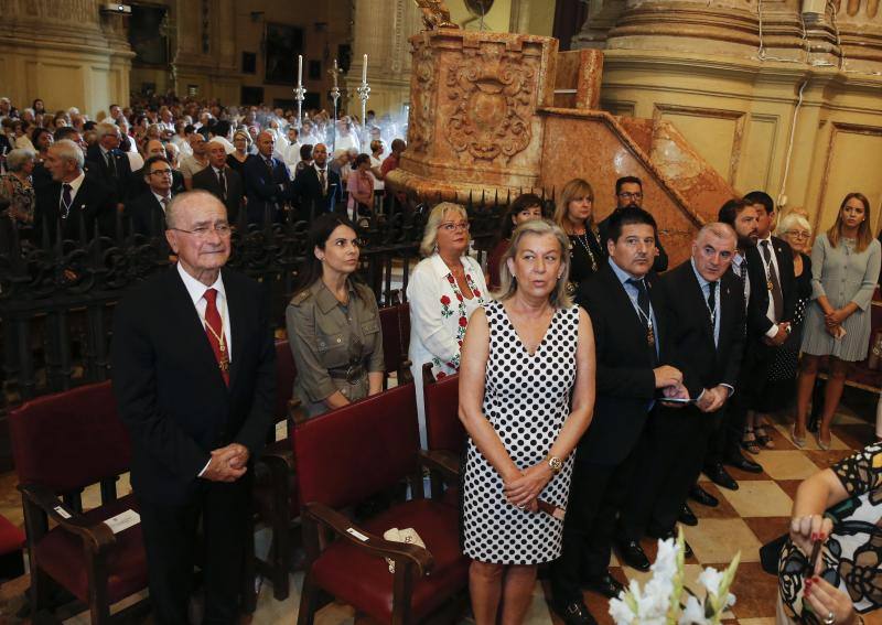Los malagueños arropan a la Patrona en la misa en la Catedral de Málaga