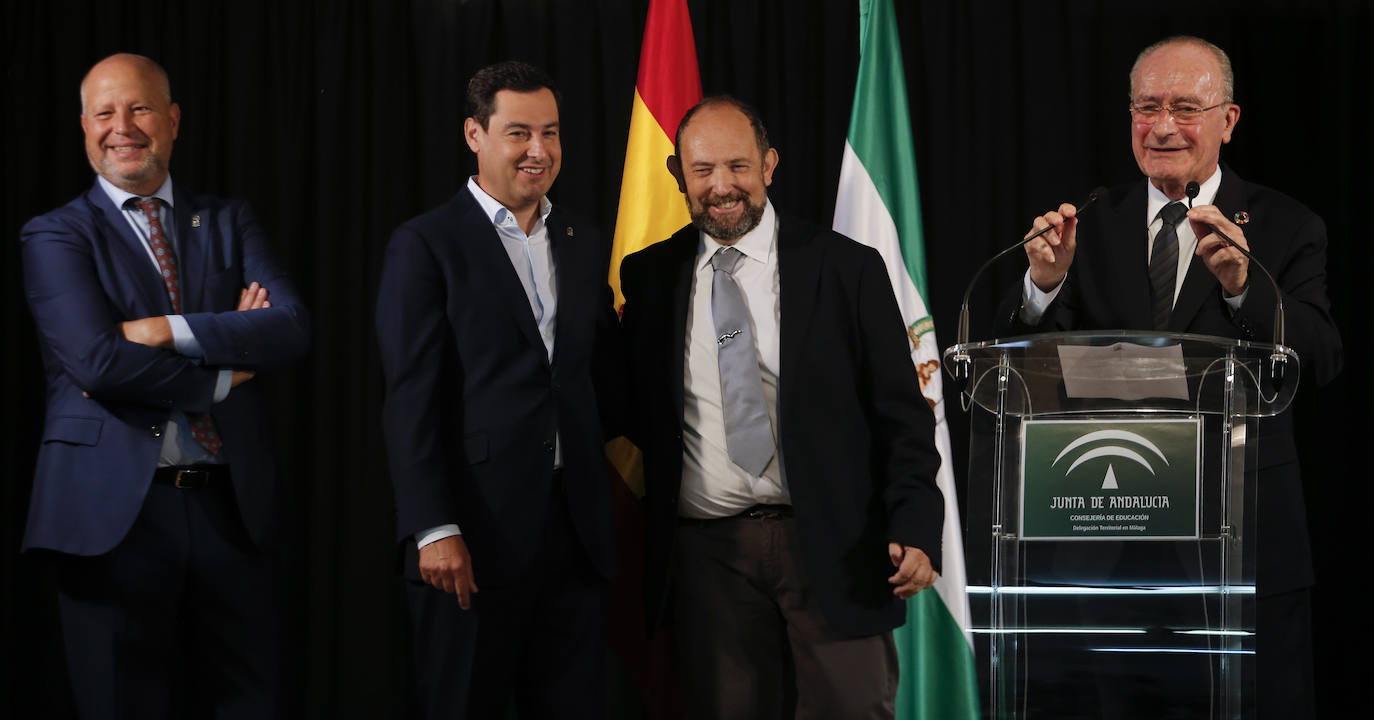 El presidente ha acudido al Manuel Altolaguirre, un centro de educación compensatorio y difícil desempeño, con 254 alumnos de diez nacionalidades. 