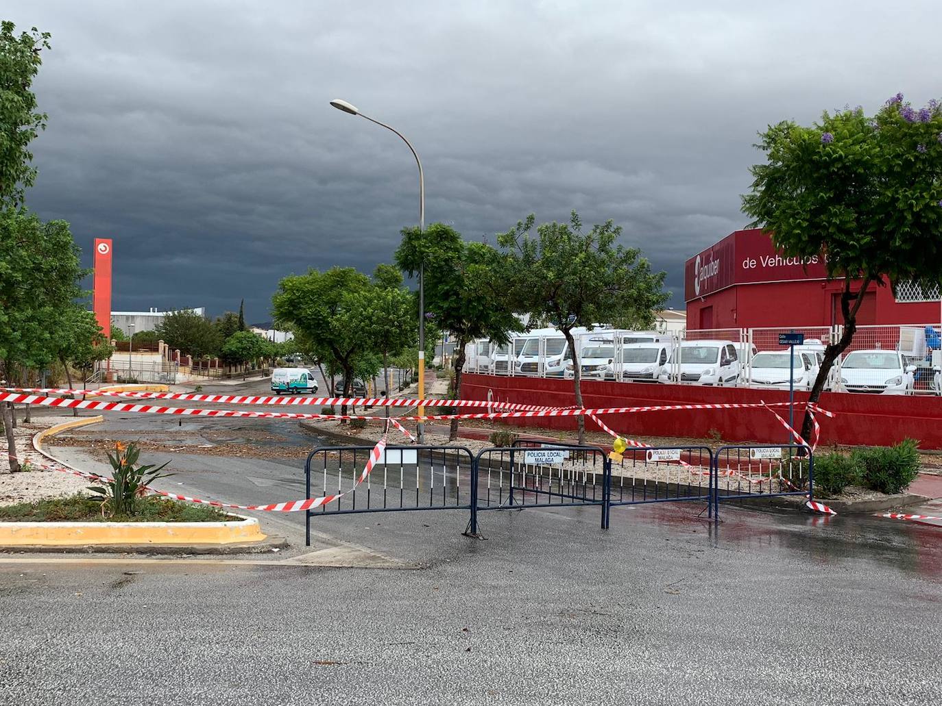 El temporal sigue sin dar tregua, se extiende a más provincias y este sábado se ha cobrado la séxta víctima mortal.