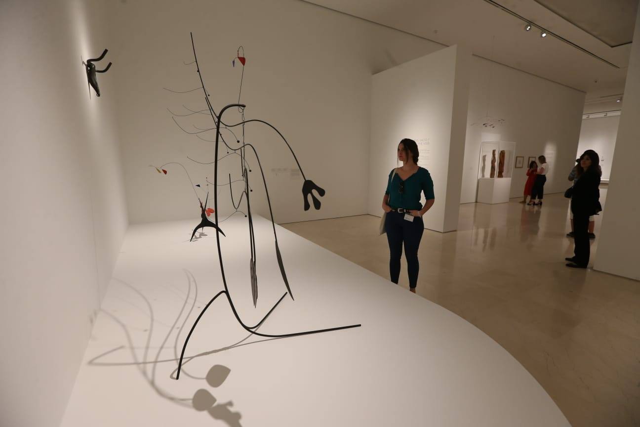 El Museo Picasso de Málaga explora en su nueva exposición temporal, 'Calder-Picasso', los vínculos creativos entre el norteamericano Alexander Calder y el malagueño Pablo Picasso, a través de más de un centenar de obras