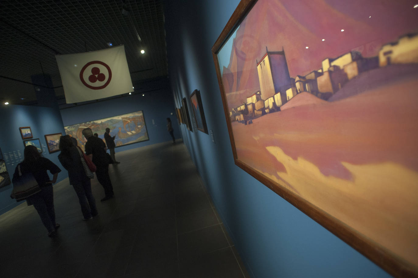 La Colección del Museo Ruso de Málaga descubre la figura expansiva del artista, viajero y promotor cultural en la muestra 'En busca de Shambala'.