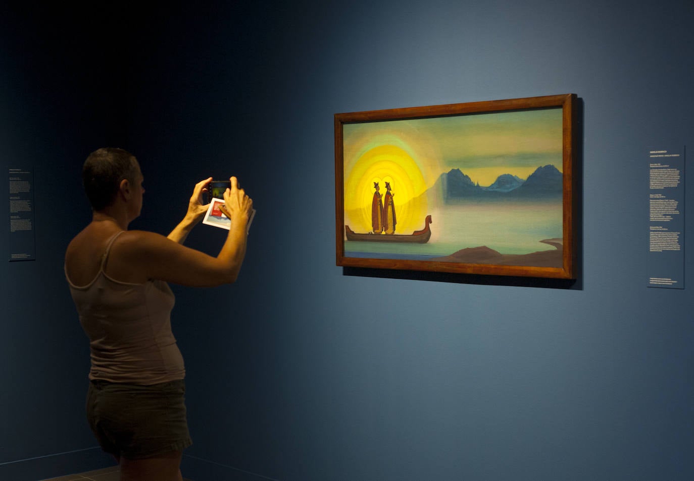La Colección del Museo Ruso de Málaga descubre la figura expansiva del artista, viajero y promotor cultural en la muestra 'En busca de Shambala'.