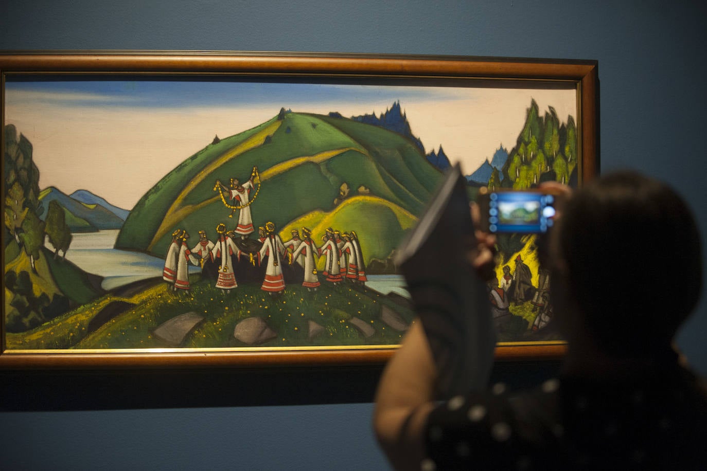 La Colección del Museo Ruso de Málaga descubre la figura expansiva del artista, viajero y promotor cultural en la muestra 'En busca de Shambala'.
