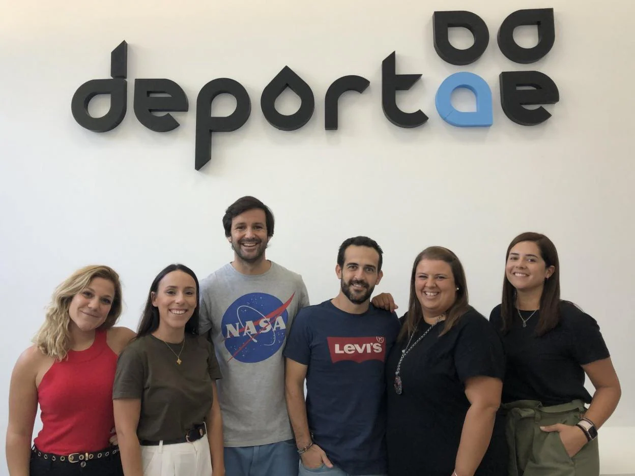 Foto de familia del equipo de Deportae en Málaga. 
