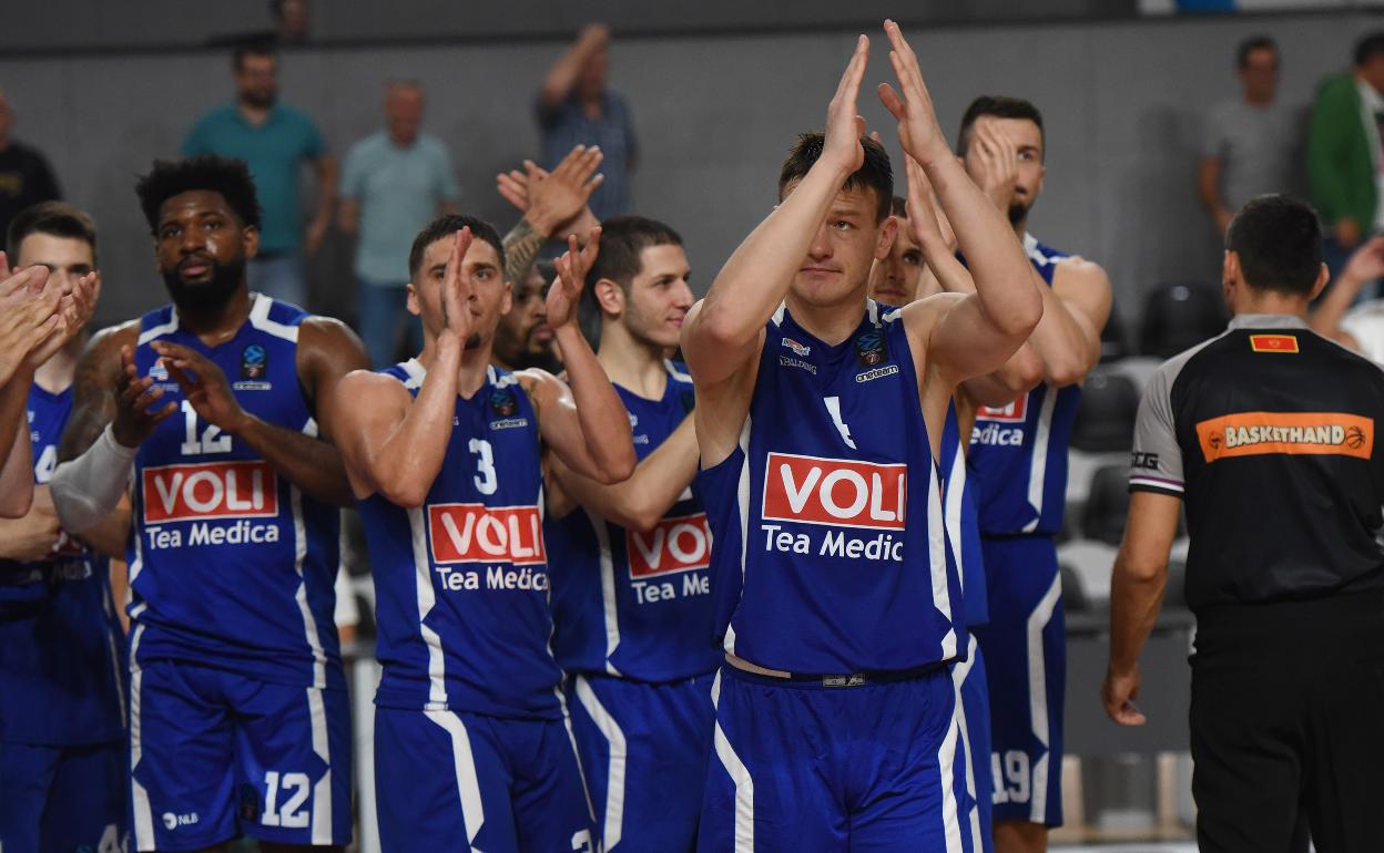 Los jugadores del Buducnost celebran una victoria en un partido de esta pretemporada. 