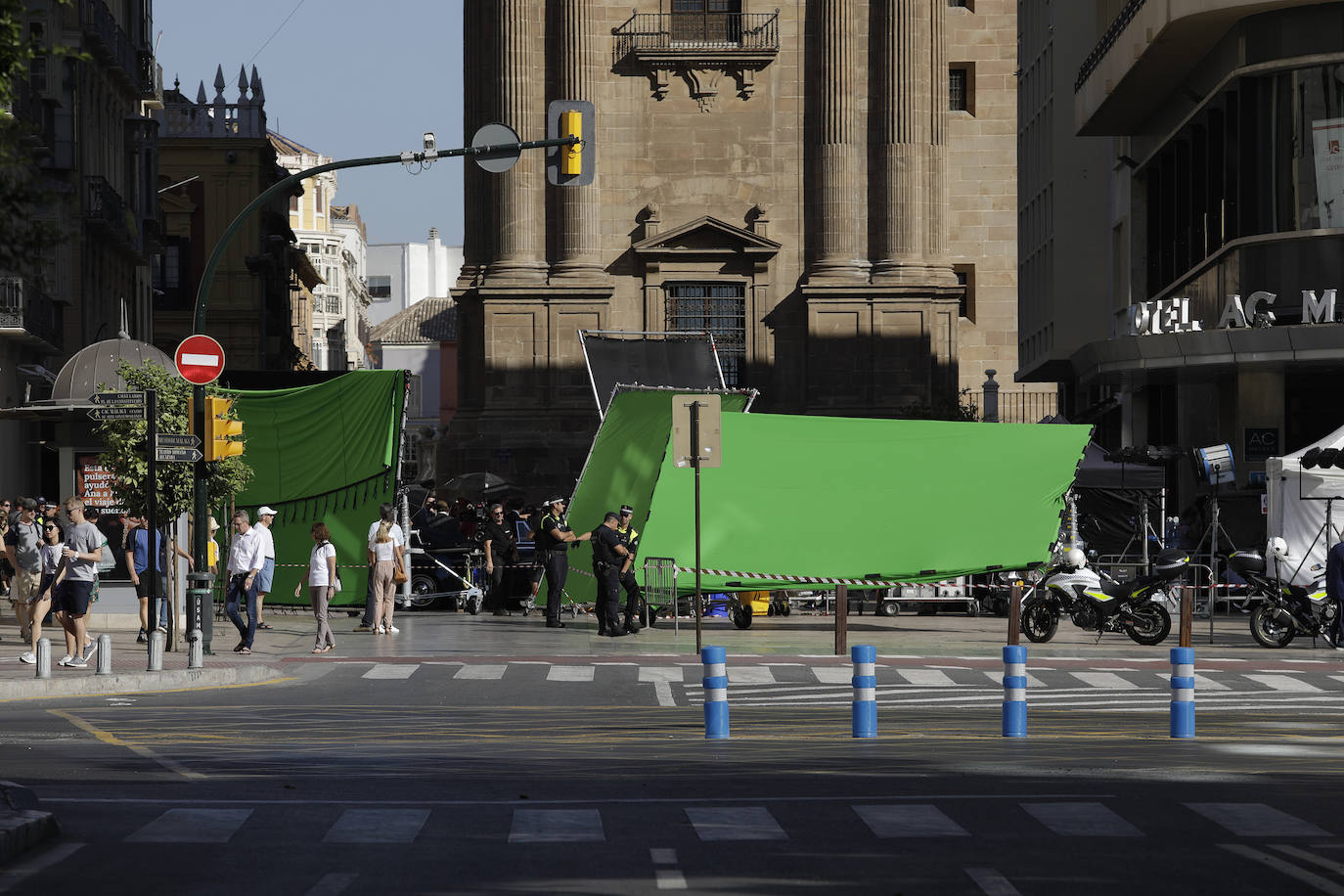 Fotos: El rodaje de &#039;The Crown&#039; por el centro de Málaga, en imágenes