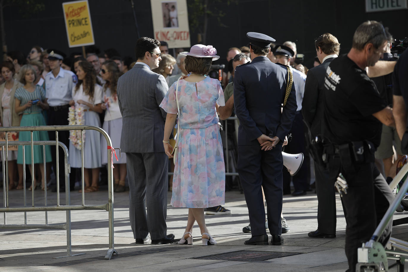 Fotos: El rodaje de &#039;The Crown&#039; por el centro de Málaga, en imágenes