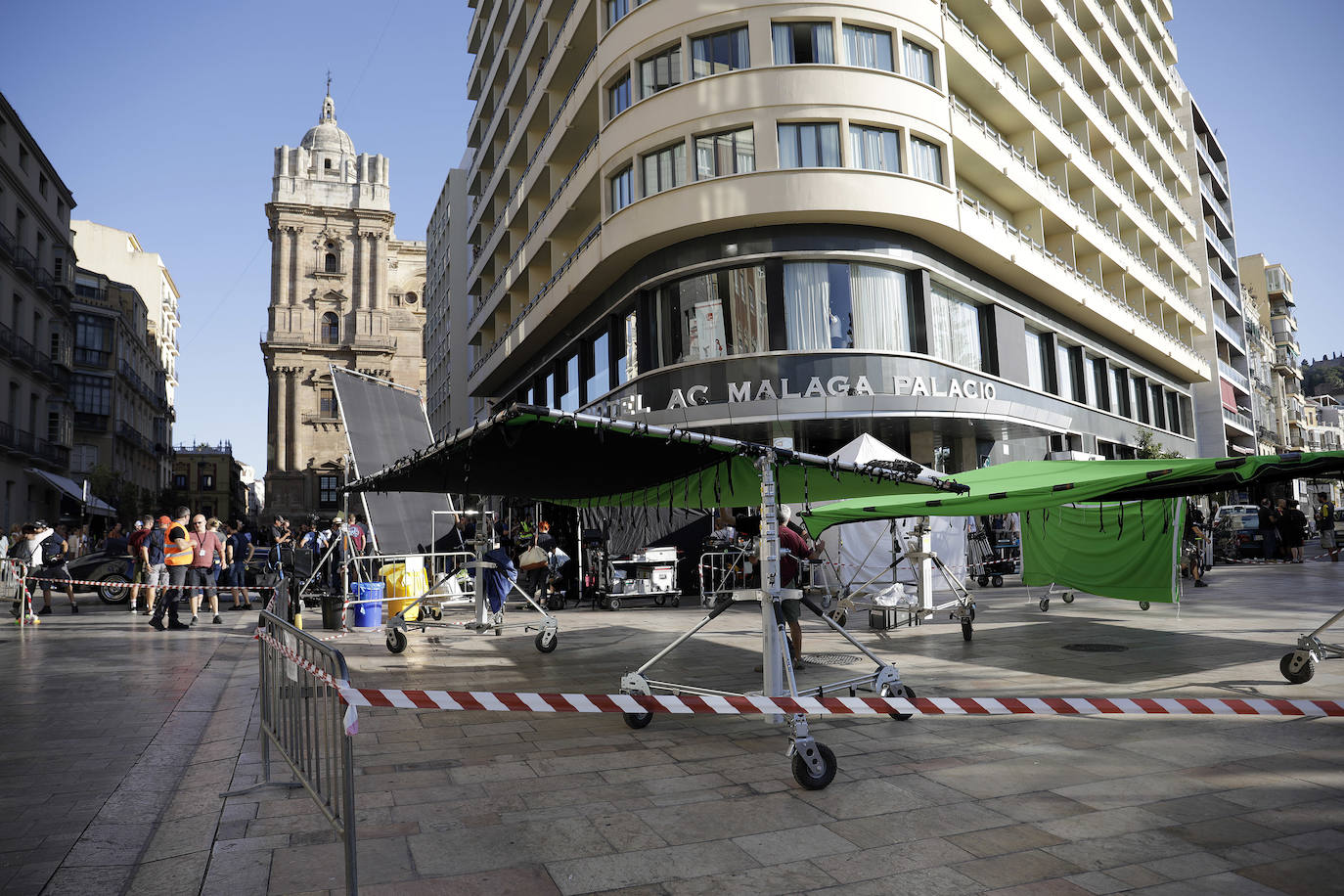 Fotos: El rodaje de &#039;The Crown&#039; por el centro de Málaga, en imágenes