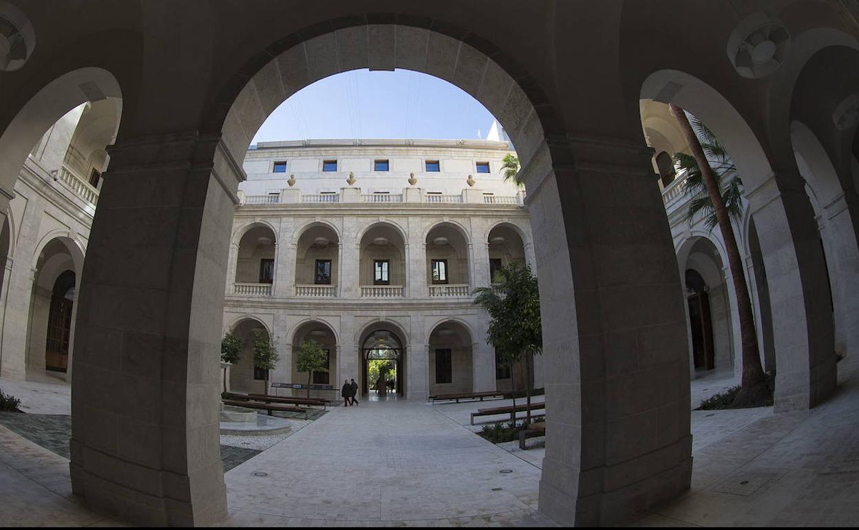 El Museo de Málaga, en la Aduana, sería uno de los recintos afectados por esta medida 