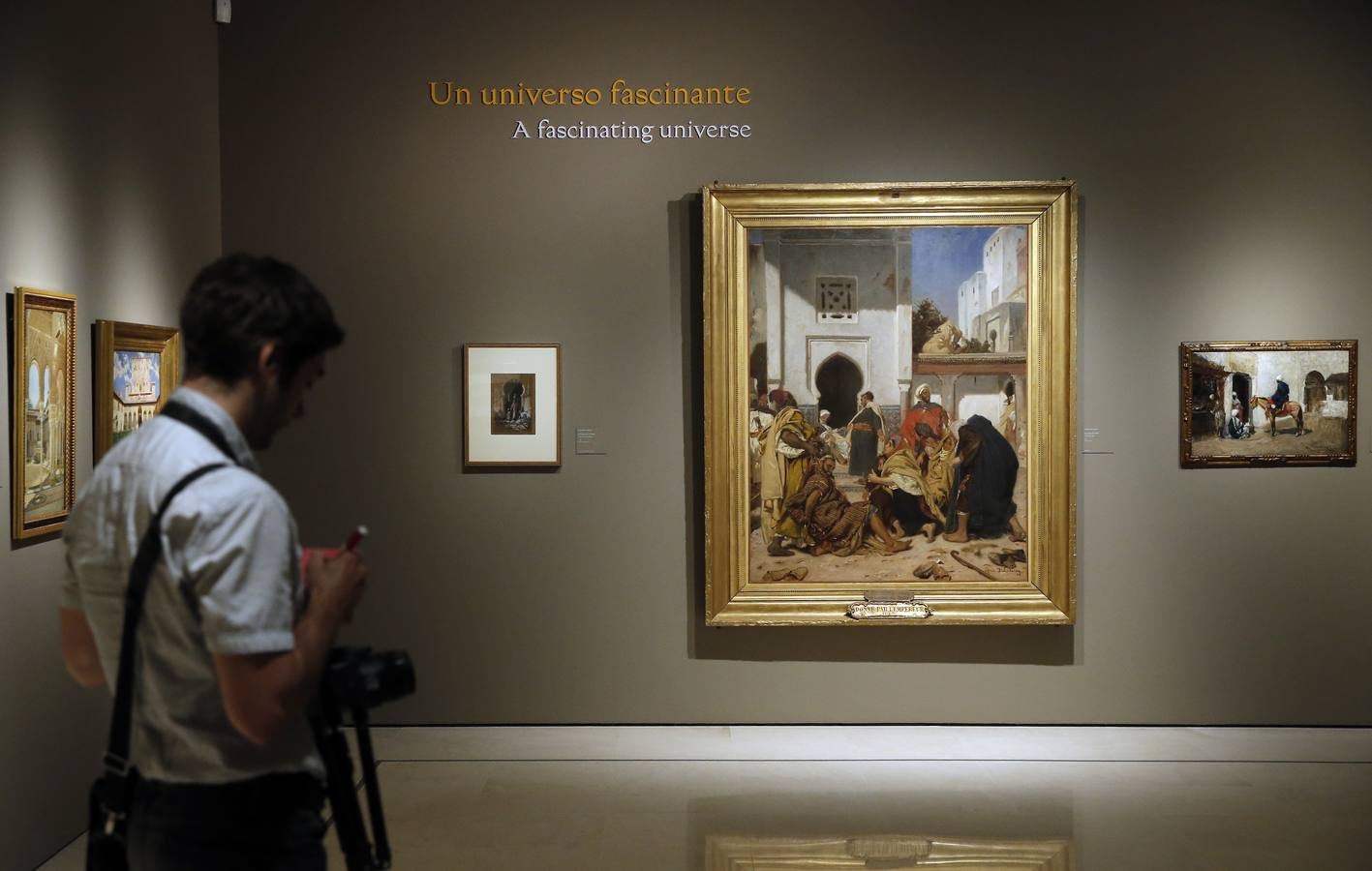 La nueva exposición temporal «Fantasía árabe. Pintura orientalista en España (1860-1900)» reúne más de 80 obras de una veintena de artistas nacionales e internacionales, entre los que destaca Fortuny, máximo representante del orientalismo español