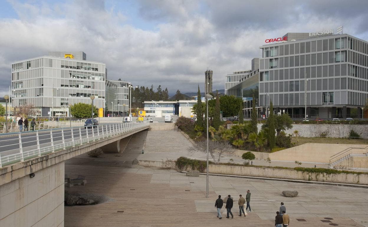 Uno de los edificios de oficinas que ocupa Oracle en el PTA. 