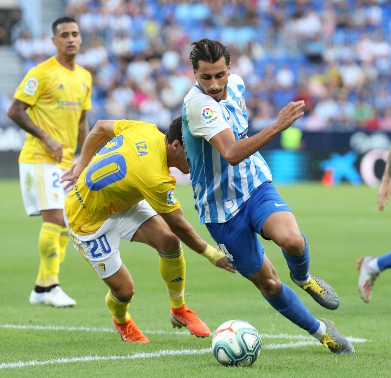 El Málaga volvió a encajar una derrota (1-2). 