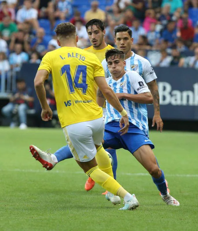 El Málaga volvió a encajar una derrota (1-2). 