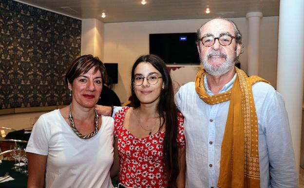 Ana Almarcha, Paula Arrocha y Jesús García 