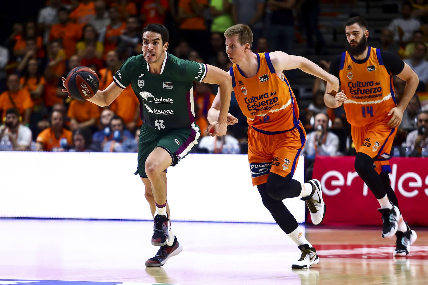 El Unicaja hizo un gran partido en Valencia 