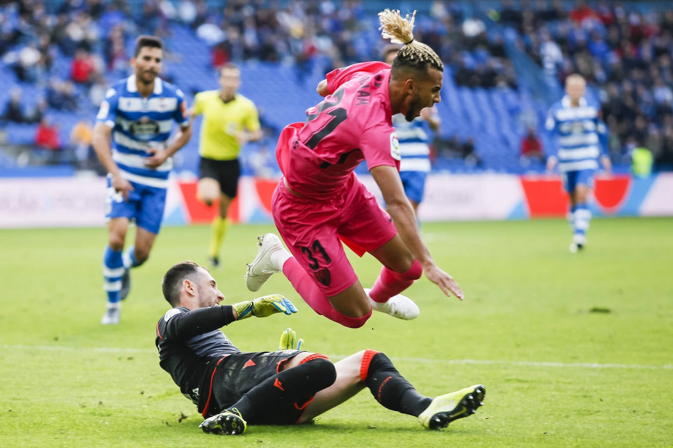 Las mejores imágenes de la victoria del Málaga en Riazor 