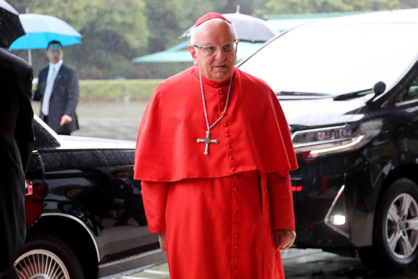 El cardenal del Vaticano Francesco Monterisi.