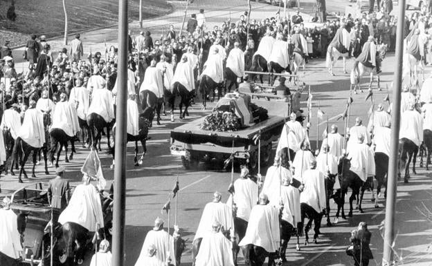 Cortejo fúnebre de Franco.