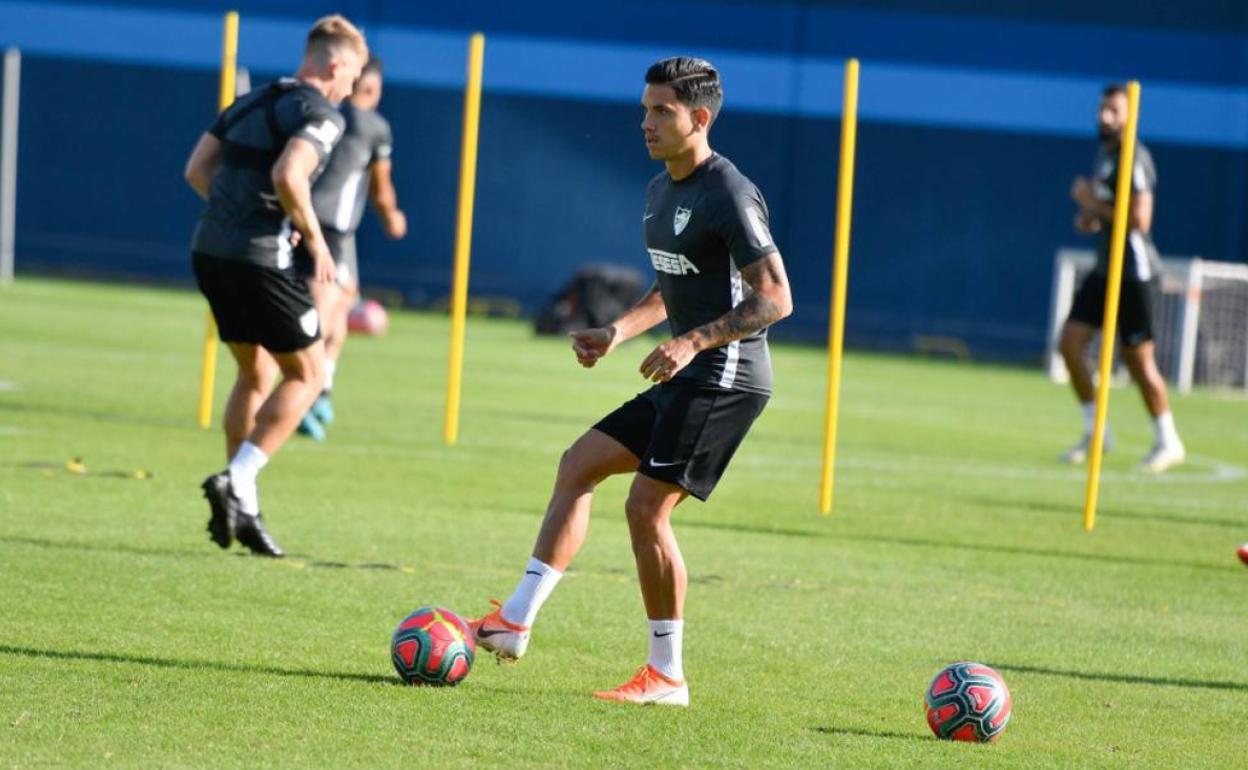 Renato, durante la sesión de entrenamiento de este miércoles.
