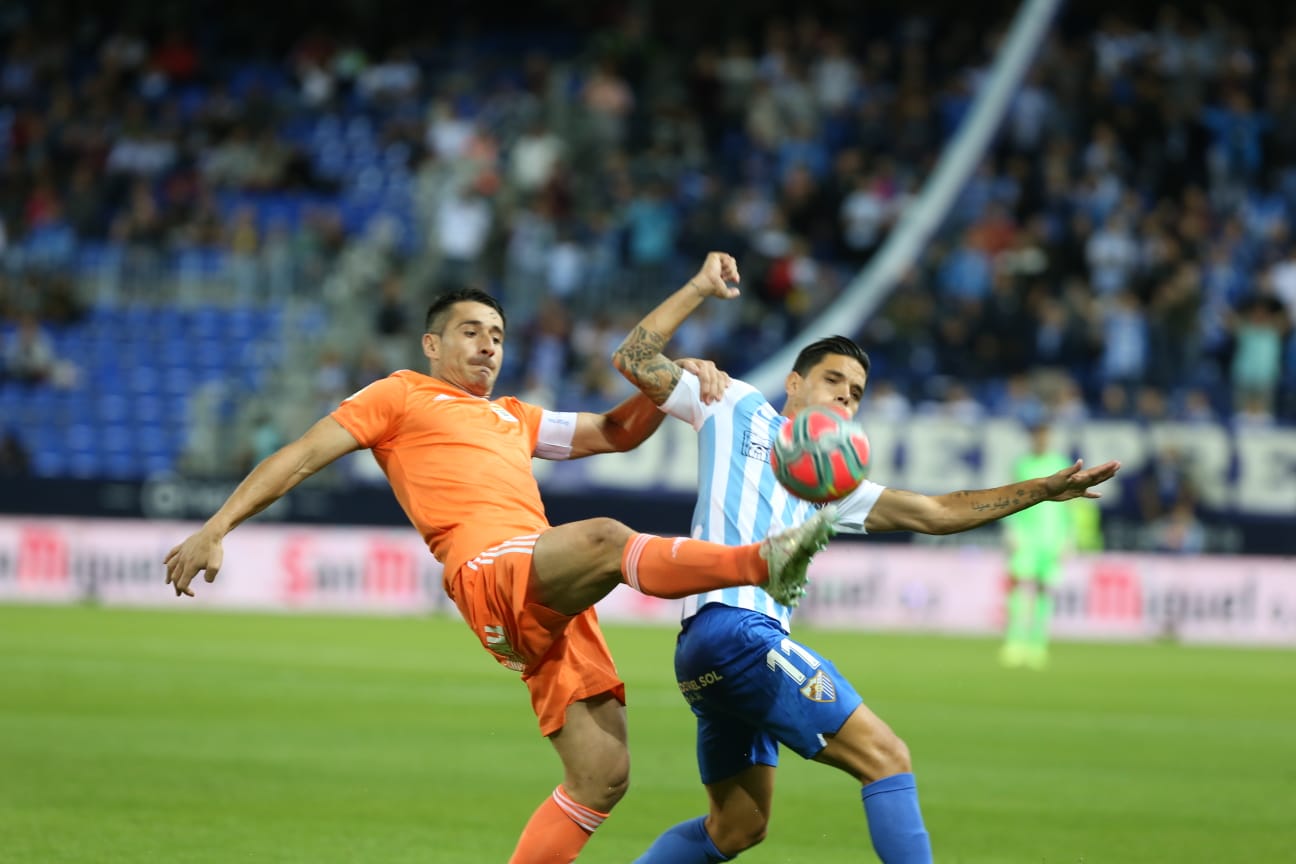 Fotos: Las mejores imágenes del Málaga - Real Oviedo