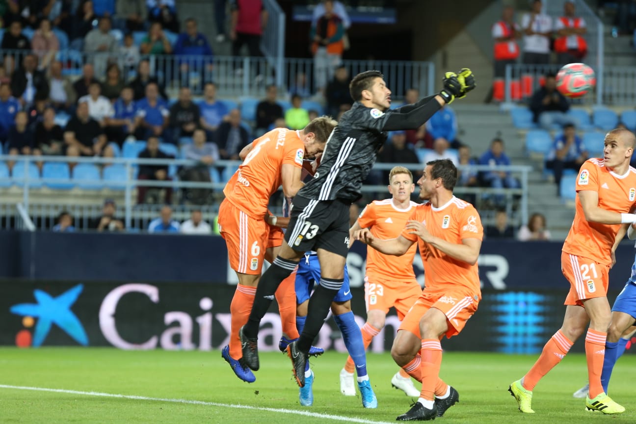 Fotos: Las mejores imágenes del Málaga - Real Oviedo