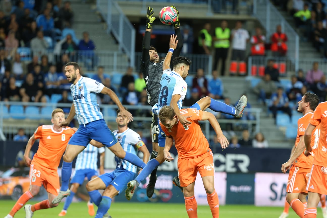 Fotos: Las mejores imágenes del Málaga - Real Oviedo