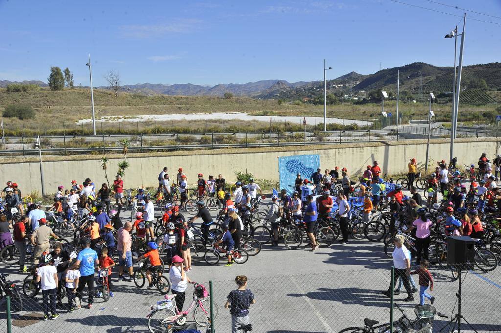 La XV edición de esta prueba se ha afianzado como una jornada lúdica y deportiva dirigida a la generar un clima de convivencia en el distrito 