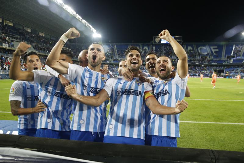 Fotos: Las mejores imágenes del Málaga - Real Oviedo