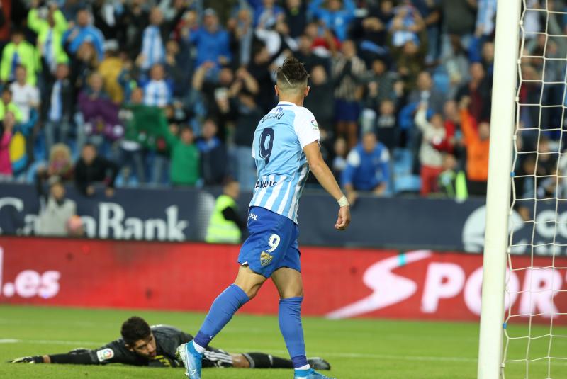 Fotos: Las mejores imágenes del Málaga - Real Oviedo