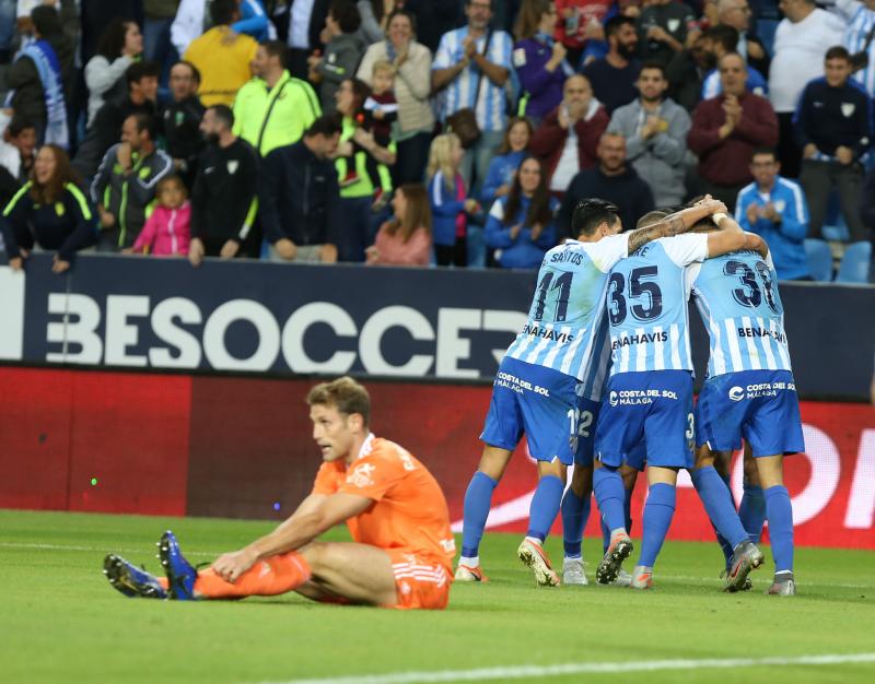 Fotos: Las mejores imágenes del Málaga - Real Oviedo