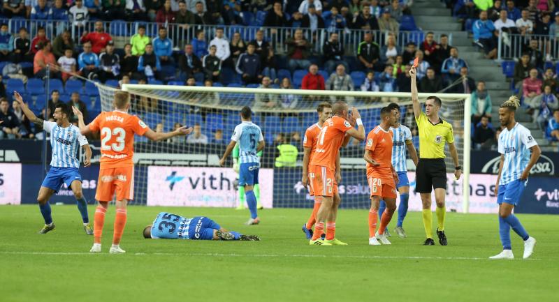 Fotos: Las mejores imágenes del Málaga - Real Oviedo