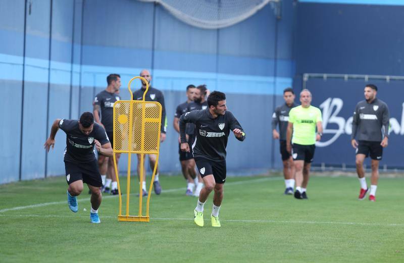 Sesión de trabajo del Málaga tras su victoria ante el Oviedo. 