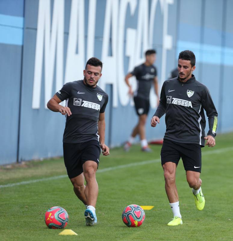 Sesión de trabajo del Málaga tras su victoria ante el Oviedo. 