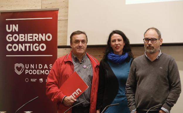 Fernando Muñoz Cubillo, Eva García Sempere y Alberto Montero, ayer tarde.