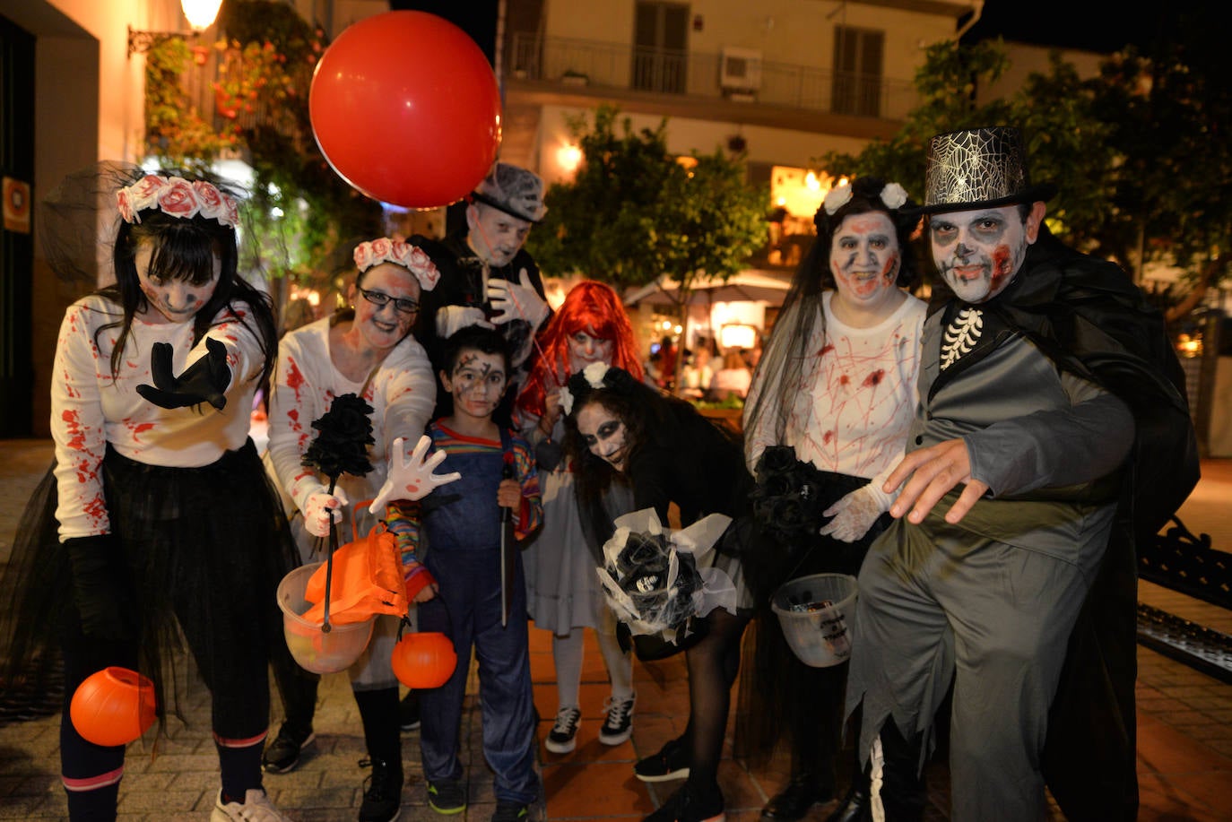 La terrorífica noche de Halloween en las calles de Marbella 