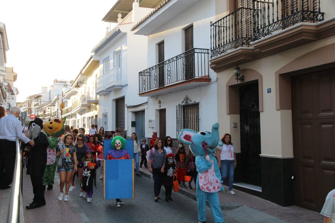 Pasaje del terror y desfile en Cártama