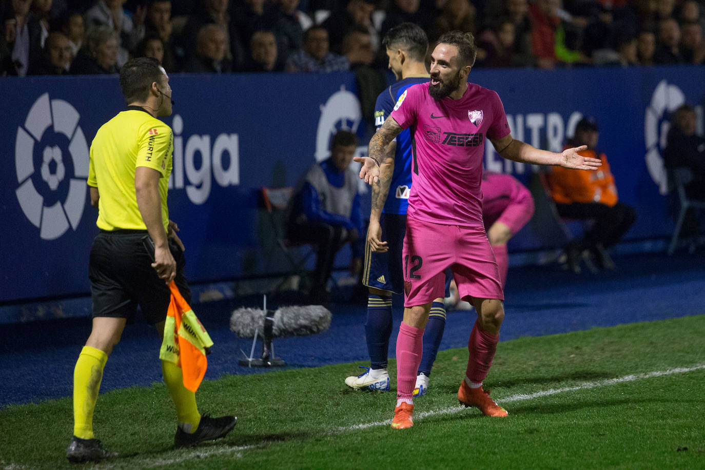 El Málaga pierde con la Ponferradina. 