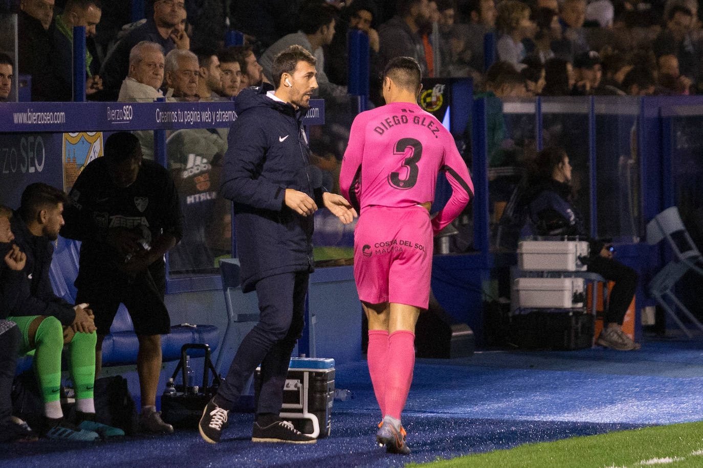 El Málaga pierde con la Ponferradina. 