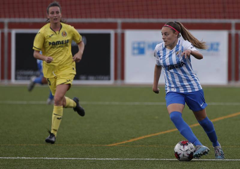 El Málaga gana al Villarreal (2-1). 