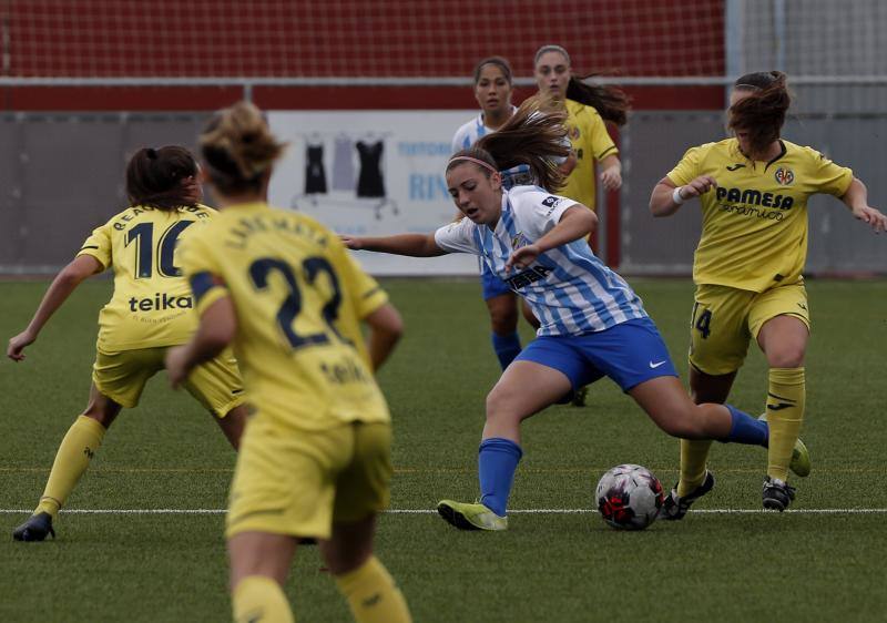 El Málaga gana al Villarreal (2-1). 