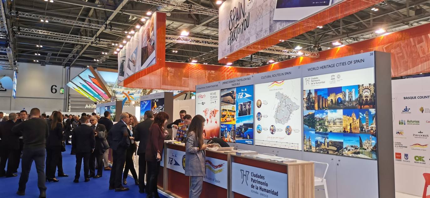 La World Travel Market abre sus puertas. En su 40 edición se convierte en la cita más importante de su historia para la industria del turismo, que encara una cuenta atrás, que se eterniza, para acabar con la incertidumbre de un inminente e inevitable 'Brexit'.