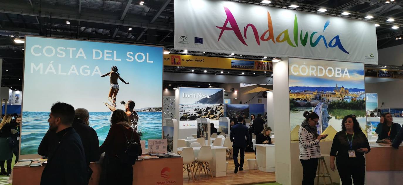 La World Travel Market abre sus puertas. En su 40 edición se convierte en la cita más importante de su historia para la industria del turismo, que encara una cuenta atrás, que se eterniza, para acabar con la incertidumbre de un inminente e inevitable 'Brexit'.