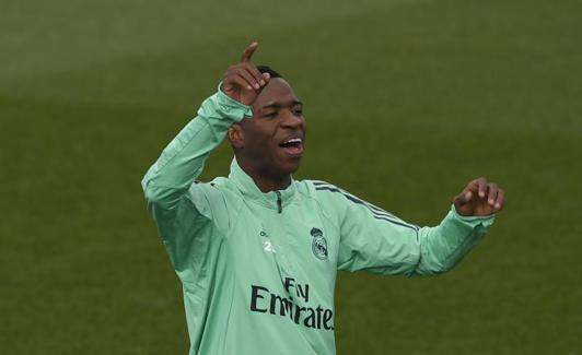 Vinicius, durante el entrenamiento de este martes en Valdebebas. 