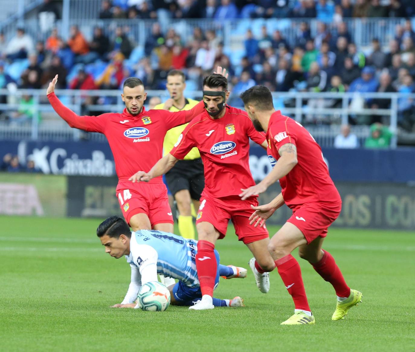 Las novedades en el once son Juanpi, Benkhemassa y Diego González 