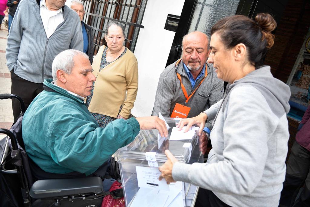 Repaso en imágenes de la jornada electoral del 10N